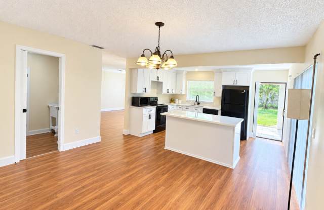 Open House 10/17 @1pm-2:30pm ***$500 off First Months Rent*** Spacious 3BR Home with Included Internet & Large Backyard! Gallery 3