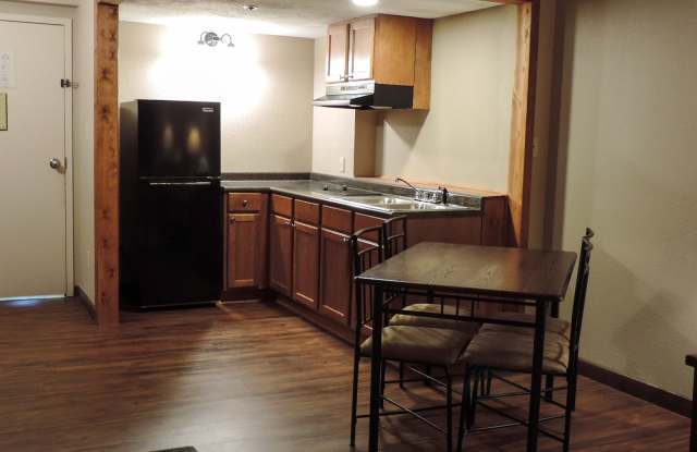 226 Expressway Lane - 204 Gallery 2