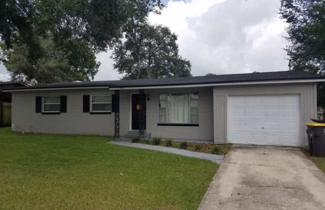 7921 Triumph Lane - 7921 Triumph Lane, Jacksonville, FL 32244