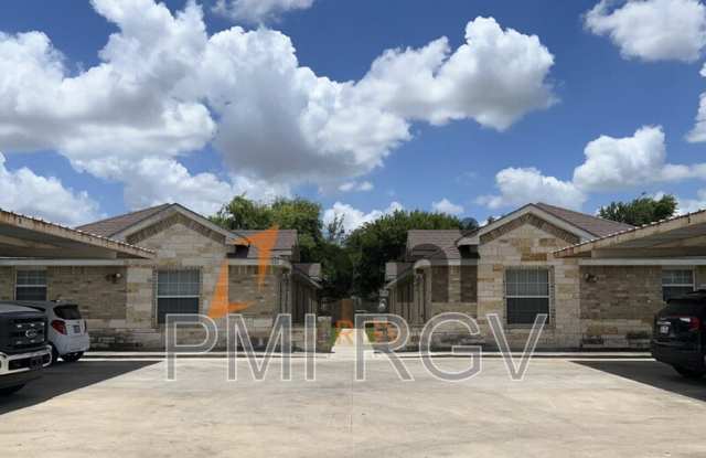 306 W Albatross Ave - 306 West Albatross Avenue, Pharr, TX 78577