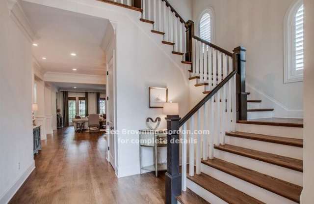 3501 Scarsdale Road Gallery 2