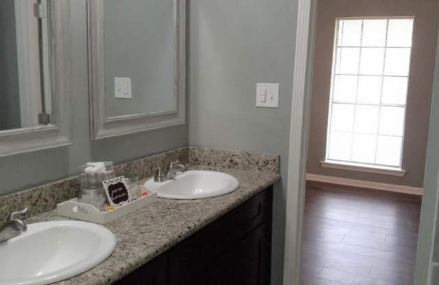 566 S Flannery Rd photos photos