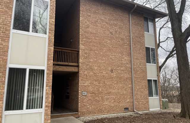 5821 Oakwood Drive unit: F photos photos 5821 Oakwood Drive unit: F photos photos