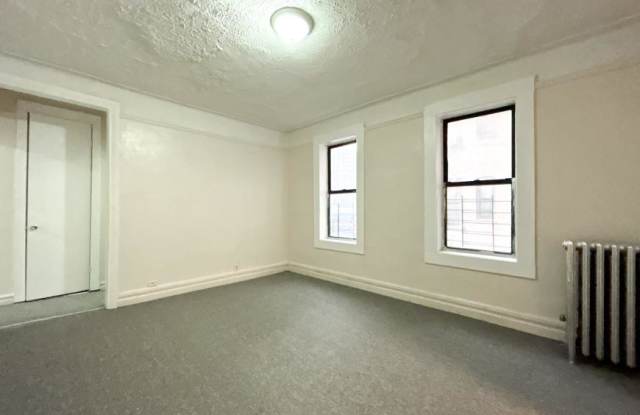 2507 Cruger Avenue photos photos