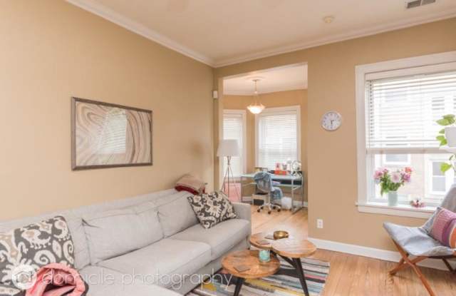 863 West Cornelia Avenue photos photos