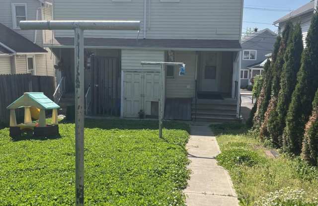 56 E Grove Street photos photos