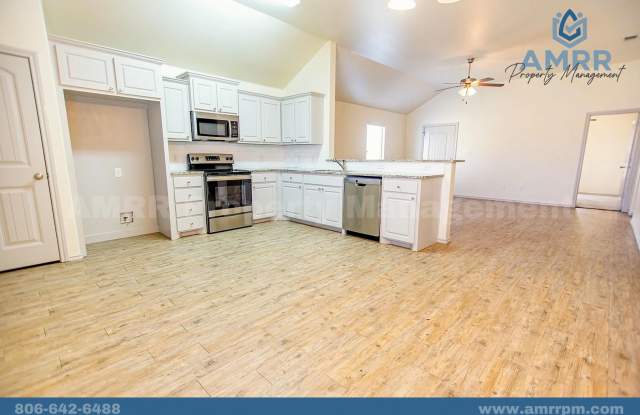 New Beginnings Start at AMRR – Spacious 4-Bedroom Home in Wolfforth Gallery 3
