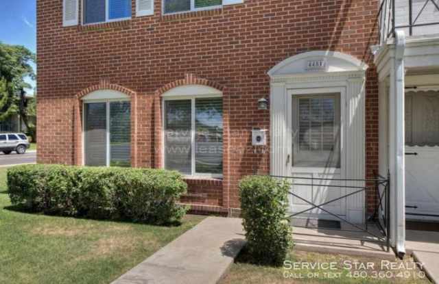 4451 N 40th St - 4451 North 40th Street, Phoenix, AZ 85018