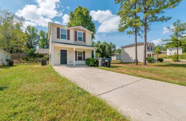 4010 Rambling Way Gallery 4