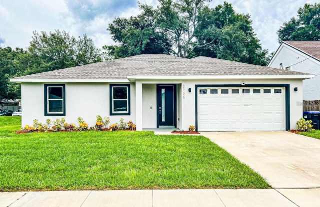 2725 NOVA DRIVE - 2725 Nova Drive, Orange County, FL 32703