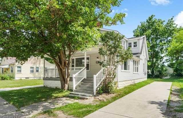 35743 E Michigan Avenue Gallery 3