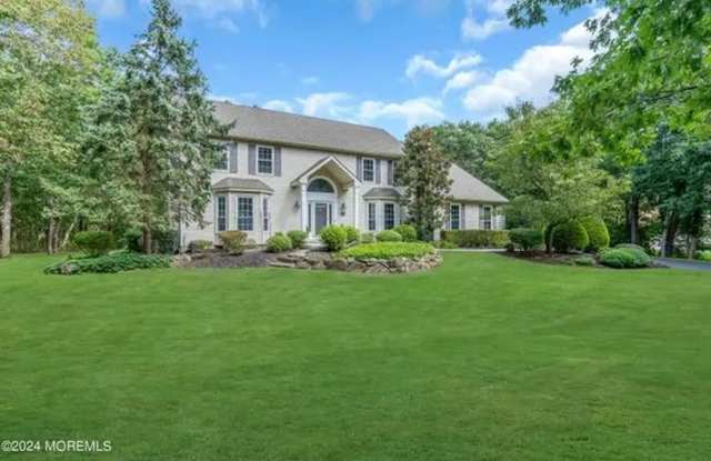 Five-Bedroom Home with Pool in Jackson Township Gallery 1