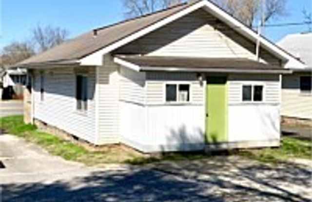 2 BED with easy access to Downtown! photos photos