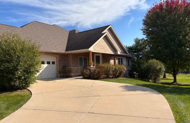 464 Inverness Terrace Court, Baraboo WI Gallery 1