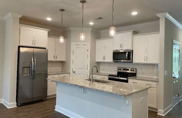 Townhome 3 Bedroom, Office in Bluffton at Washington Square Gallery 4