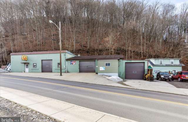 250 ARMSTRONG Street photos photos