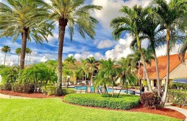 1235 SW 46th Ave photos photos