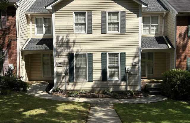 1699 ASHWOOD LANE photos photos