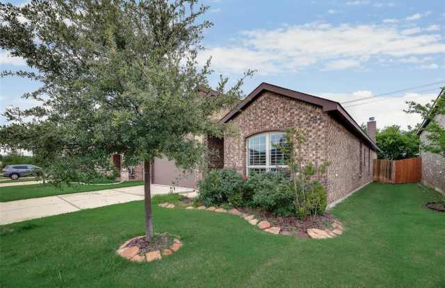 4924 Lazy Oaks Street Gallery 2