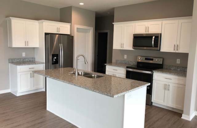 5033 W Stampede Gallery 3