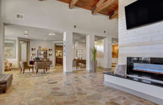 18979 Redland Rd, #114 Gallery 3