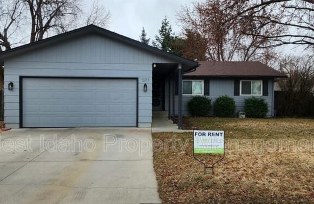 1377 East Wright Street photos photos