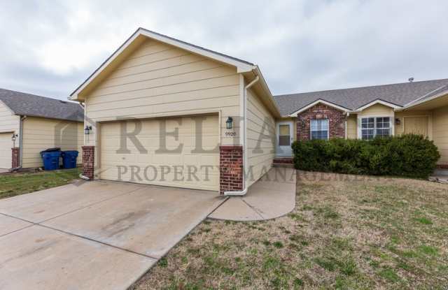 9920 East Kinkaid Circle Gallery 1
