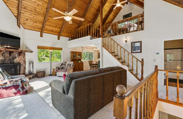 171 Golf Course Rd Gallery 2