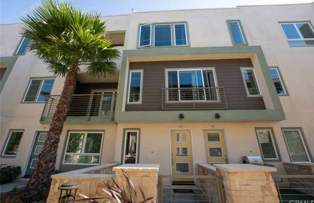 768 Doheny Way Gallery 2