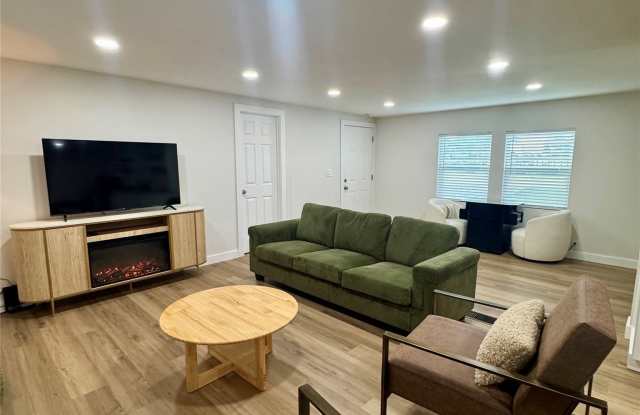 889 Quail Creek Circle Gallery 3