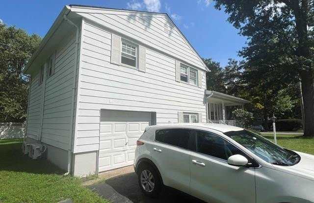 2 Deberg Drive Gallery 1