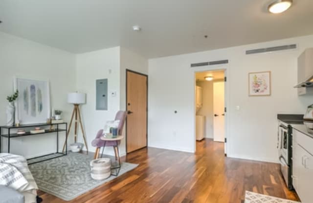The Owyhee Apartments Gallery 4