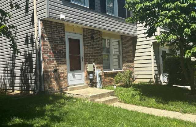 2 CROSSWOOD COURT photos photos