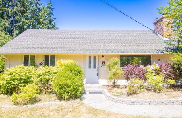 3 Bedroom + Office Near JBLM! photos photos