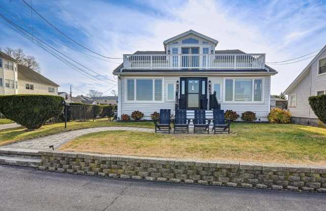 238 Shoreland Circle Gallery 1