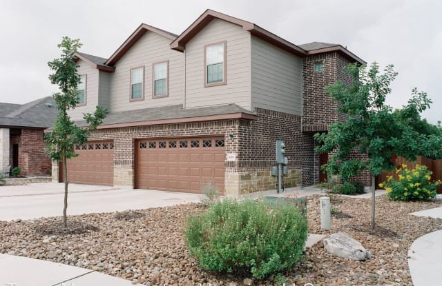 915 Chaparral Trail - 915 Chaparral Road, Austin, TX 78745