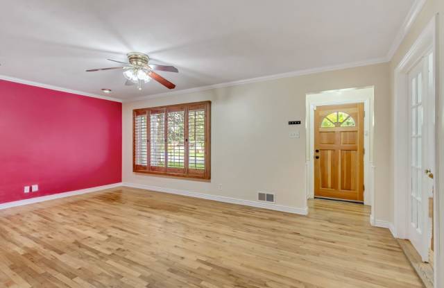FOR RENT — SPECIAL $2,500/MONTH RATE Gallery 3