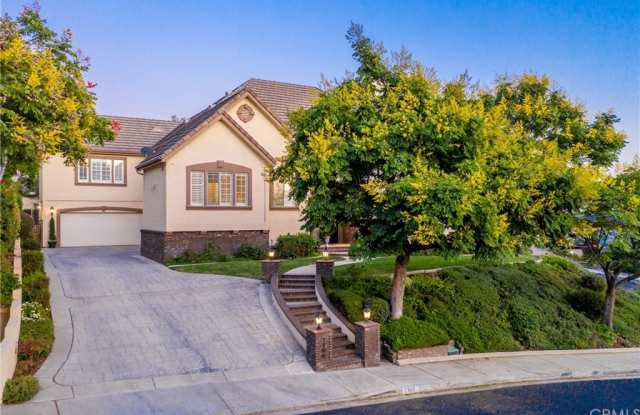 7160 Las Brisas Gallery 2