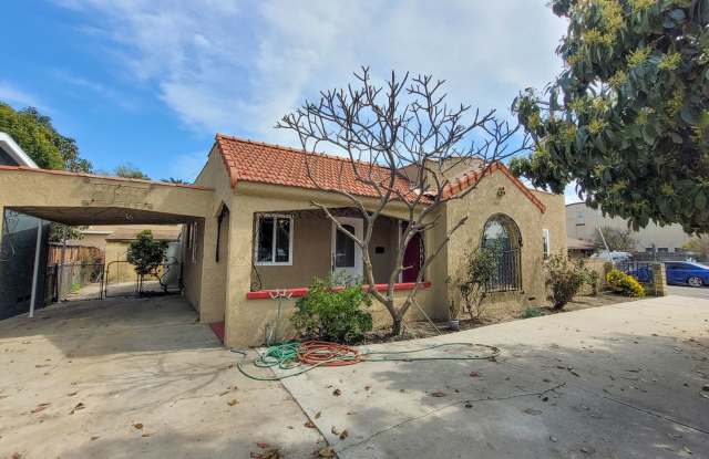Large 3 Bedroom 2 Bath House! photos photos