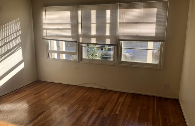 2441 Silver Lake Blvd., B - 2441 N Silver Lake Blvd, Los Angeles, CA 90039