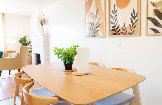 61740 Oleander Drive Gallery 4