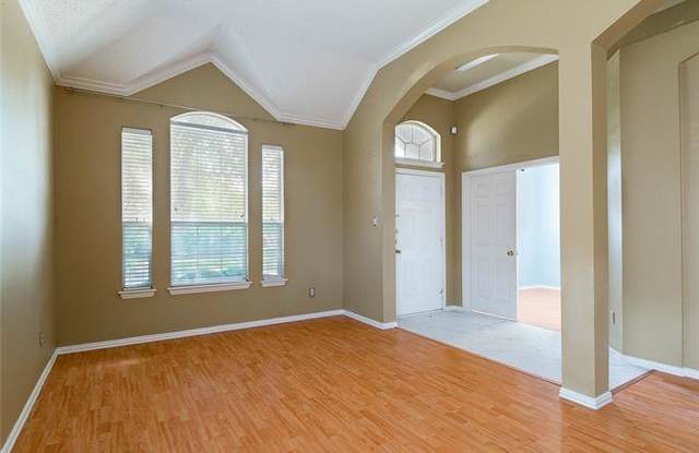 4401 Creekstone Drive Gallery 4