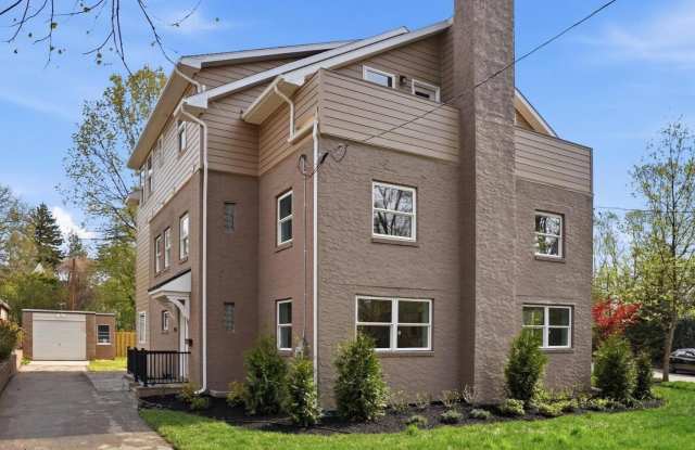 425 GROVE Place photos photos