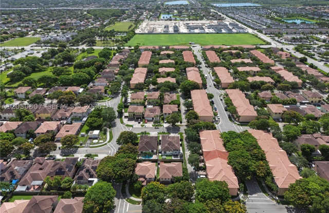 22963 SW 113th Psge Gallery 2