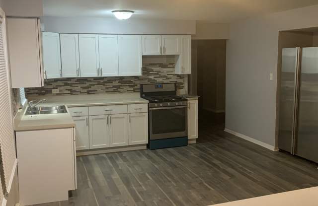 1645 Downs Dr Apt 2 Gallery 4