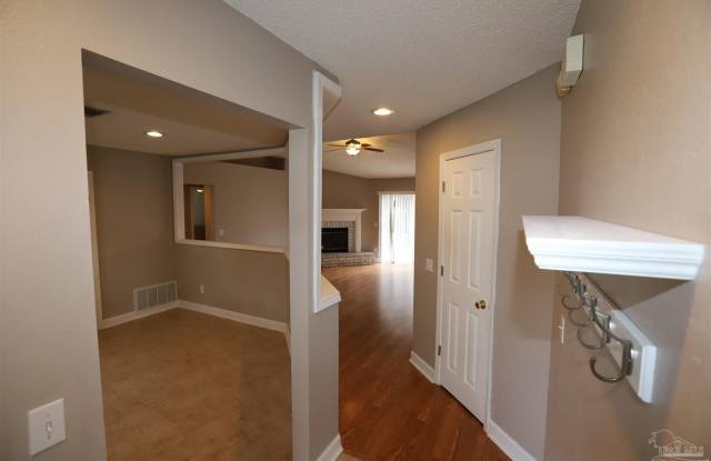 2130 Coral Creek Dr Gallery 3