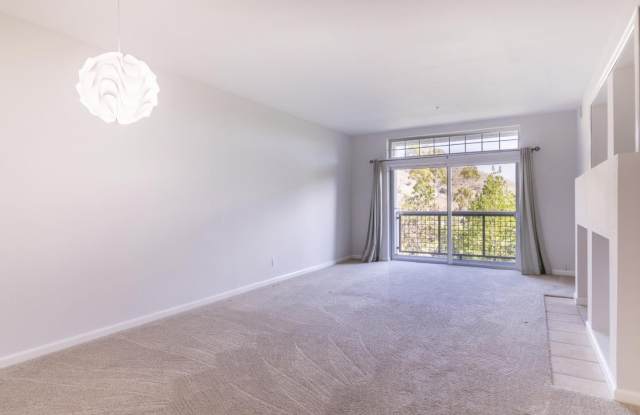 122 Swallowtail CT Gallery 2