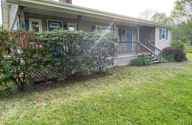 114 Lunceford Ln photos photos