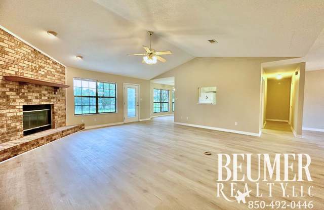Expansive Home 4BR/3BA Home For Rent photos photos Expansive Home 4BR/3BA Home For Rent photos photos
