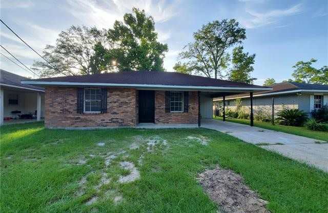 105 WELLS Drive - 105 Wells Drive, Hammond, LA 70403